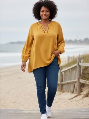 Plus-Size Boho Coastal Cottagecore Relaxed Fit Split-Neck Long Sleeve Tunic Top